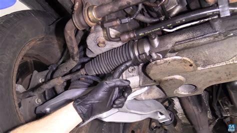 How to Prevent Power Steering Leaks While Your Car is Off:。